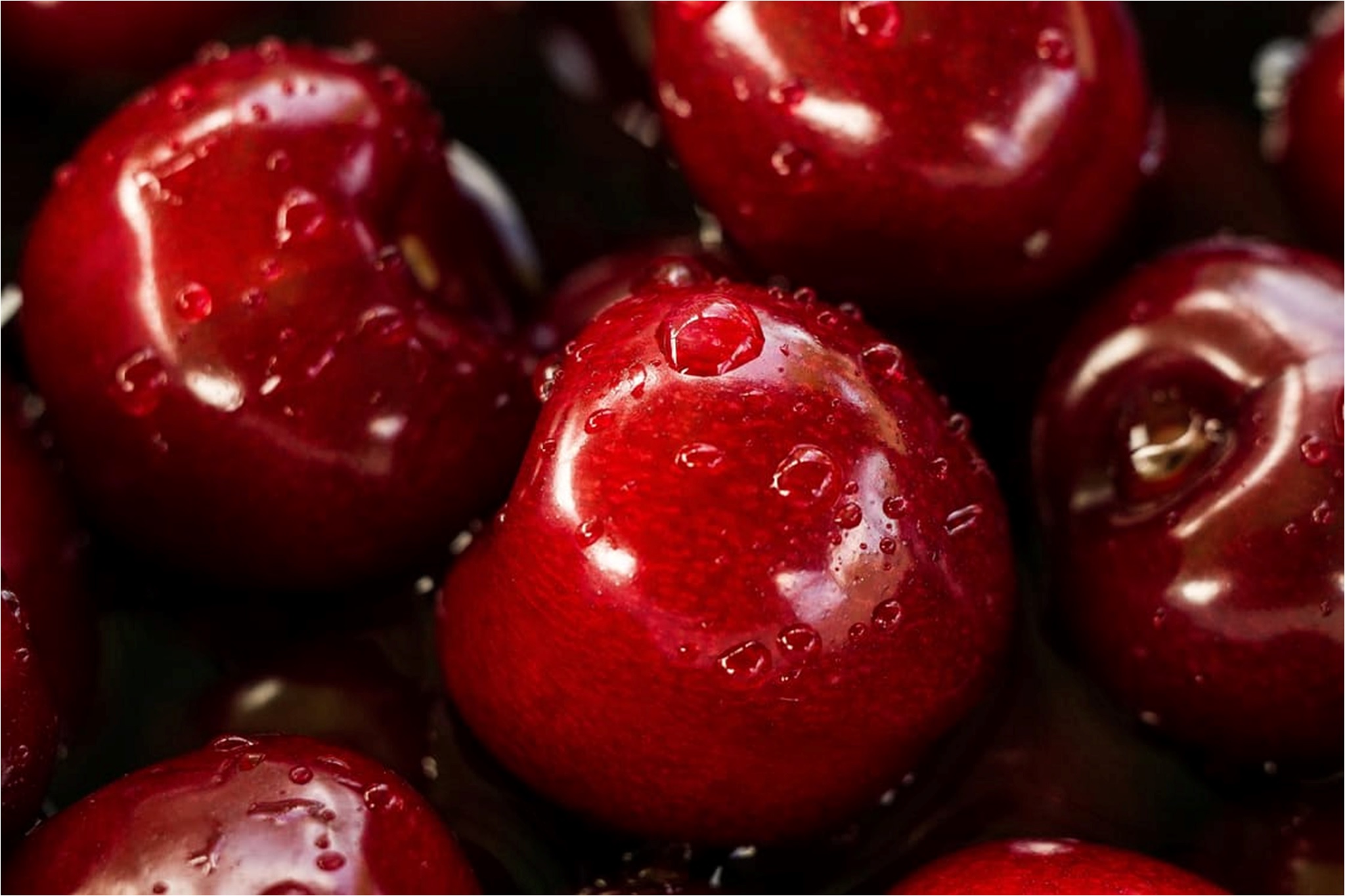 Cherries with Drops of Water - Cherry Magical Properties - Elune Blue (Hero)