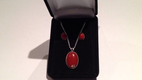 Red Jasper Necklace - Red Jasper Meaning and Uses - Elune Blue (2)
